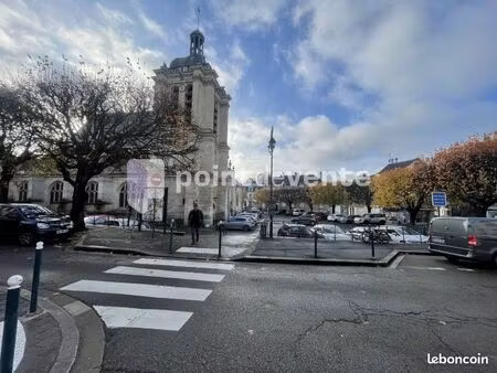 boulangerie/pâtisserie 150 m²
