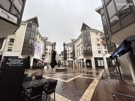 commerce beauté/coiffure 100 m²