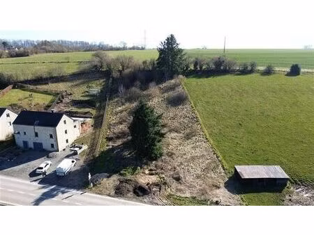 superbe terrain de plus de 25 ares