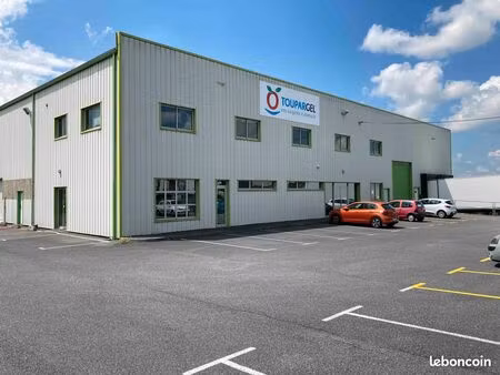 exclusif : local d'activité de 1800 m2 divisible à rodez zi bel air