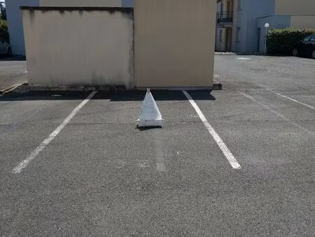 parking à louer