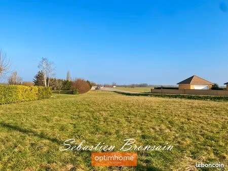 terrain 1 915 m² les hays