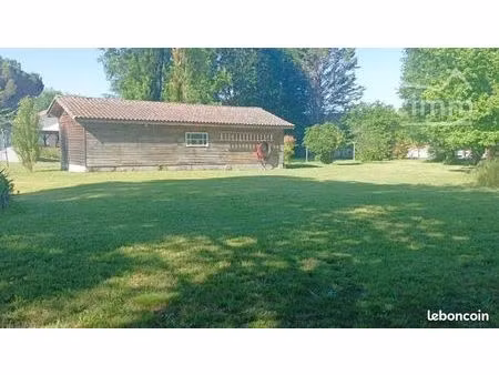 terrain 2200 m² sore