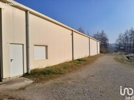 local 1200 m² montoison