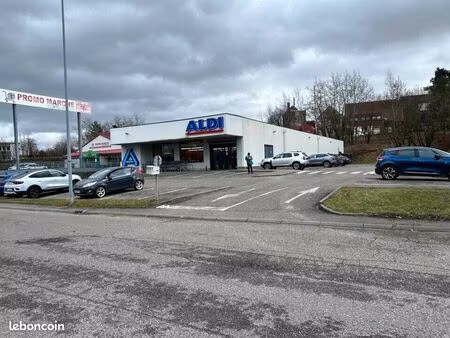 local commercial 800 m²