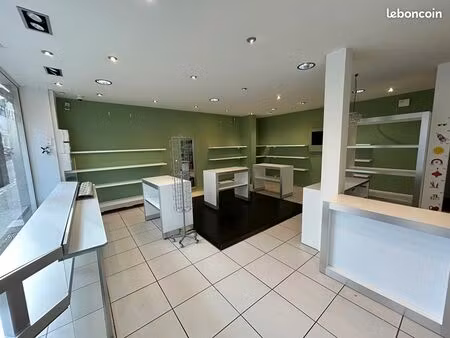 local commercial 140 m² pont l abbe