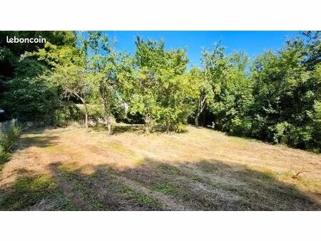 terrain 581 m² thourotte