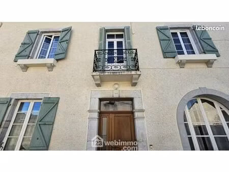 immeuble 11 pièces 269 m²