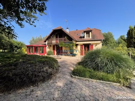 maison 8 pièces 170 m²