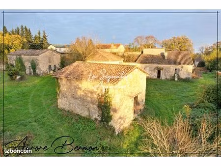 propriété 8 pièces 242 m²