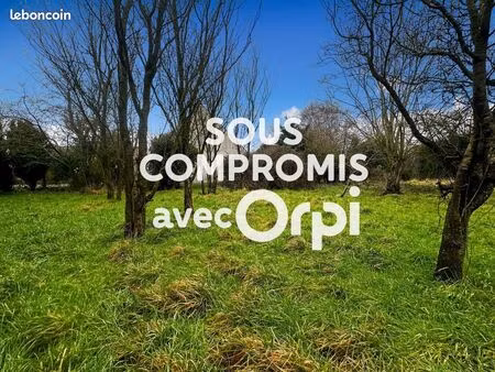 terrain 989 m² la capelle les boulogne