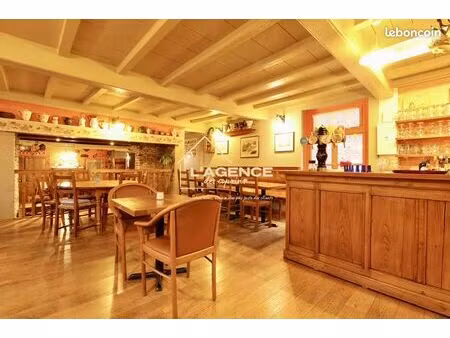 immeuble 250 m² buysscheure