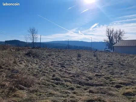 terrain 700 m² montregard