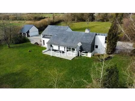 vente maison à saint-andré-de-l'épine (50680) : à vendre / 275m² saint-andré-de-l'épine