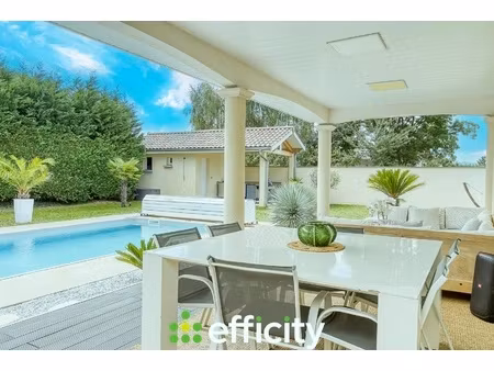 maison 5 pièces - 177 m²