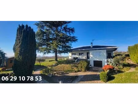 maison 3 chambres avec vue panoramique sur agen