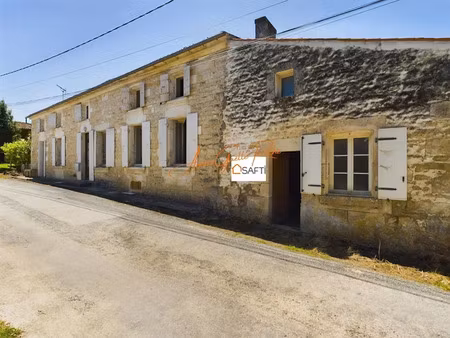 vente maison 12 pièces 94 m² à plassay (17250)  140 000 €