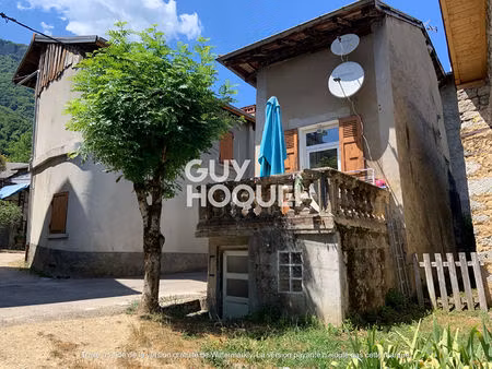 maison de village avec terrasse