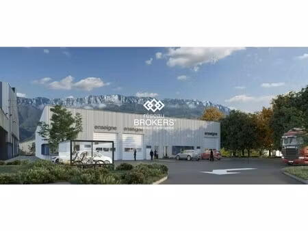 location local commercial