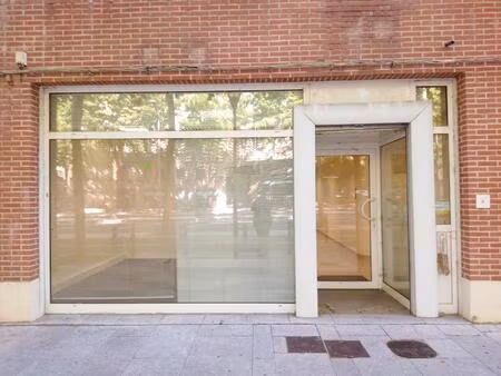 location commerce 90 m² à albi (81000)