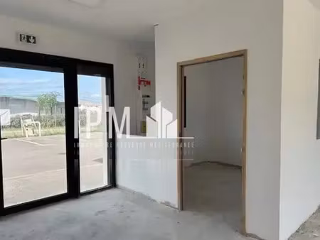 local à louer 134 m2 lancon de provence 13680