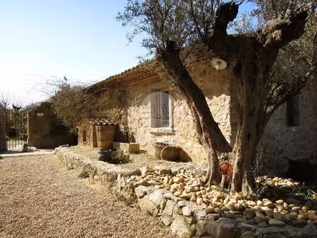 vente maison 5 pièces 130 m² le plan-de-la-tour (83120)