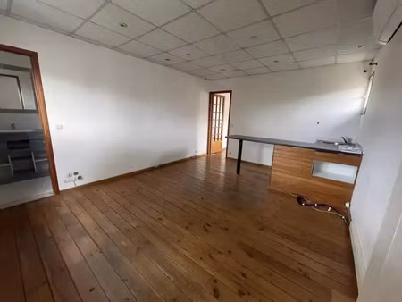 location bureaux secteur caneopole