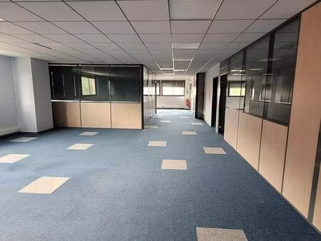 location bureau sorgues 180 m²