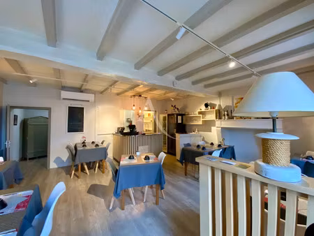 vente commerce 80 m² jonzac (17500)