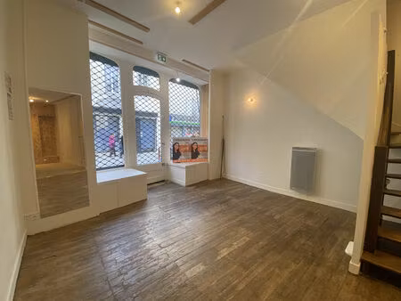 local commercial argenton sur creuse