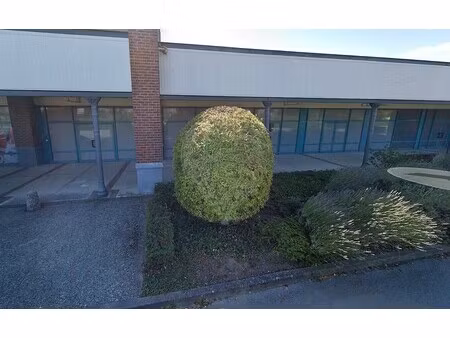 location local commercial 3 pièces