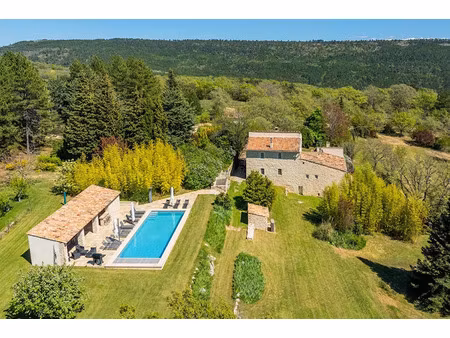 vente maison 10 pièces 483 m² à reillanne (04110)  990 000 €