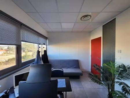 location de bureaux à vendargues - 12m²