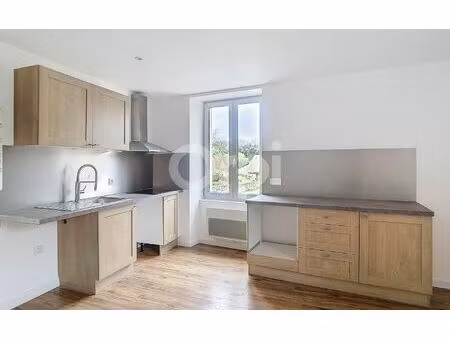 location appartement  m² t-3 à auriac-du-périgord  650 €