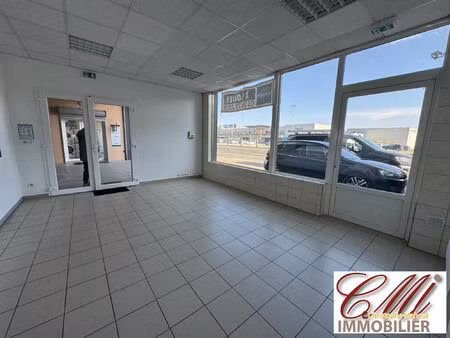 location commerce 132 m² à frignicourt (51300)