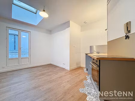 appartement t1bis à vendre - résidence ancienne avec terrasse spacieuse