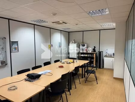 location bureau 2 pièces