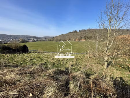 belle parcelle de terrain avec vue dégagée
