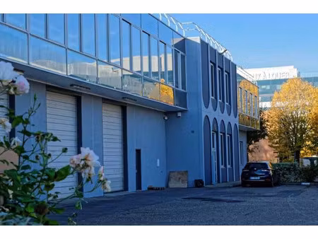 location bureau saint denis 93200