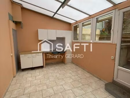 coup de coeur maison de ville (105m2 hab env ) pas de travaux   3 chambres possibilité 4  