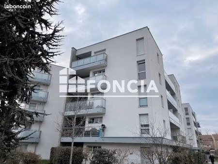 parking tassin la demi lune