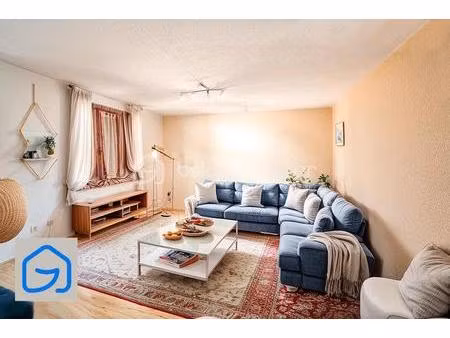 maison de 120 m² à portieux