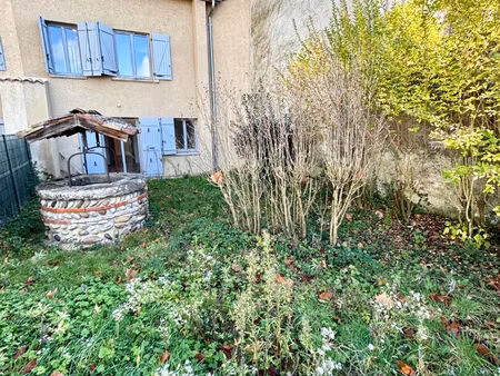 maison tramoyes entièrement rénovée 123.80m² avec jardin et stationnement