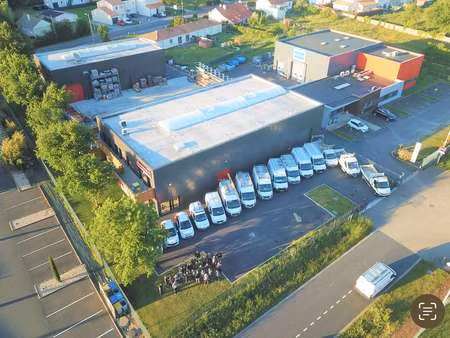 location bureaux et commerces aux sorinières (44840) : à louer / 311m² les sorinières