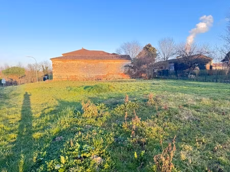 terrain de 871 00 m²