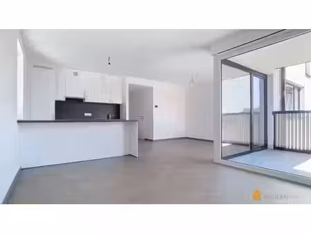 appartement 2 chambres de 89 64 m² + terrasse de 7 76 m²