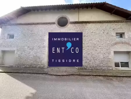 location bureau 560 m² à colayrac-saint-cirq (47450)