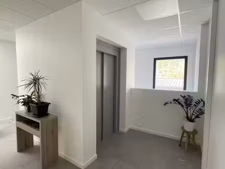 bureaux 70 m² guilherand-granges