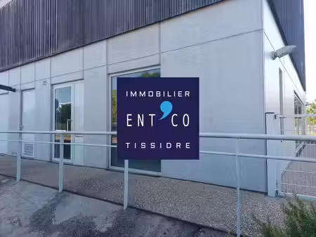 location commerce 115 m² à le passage (47520)