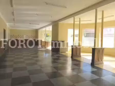 local commercial